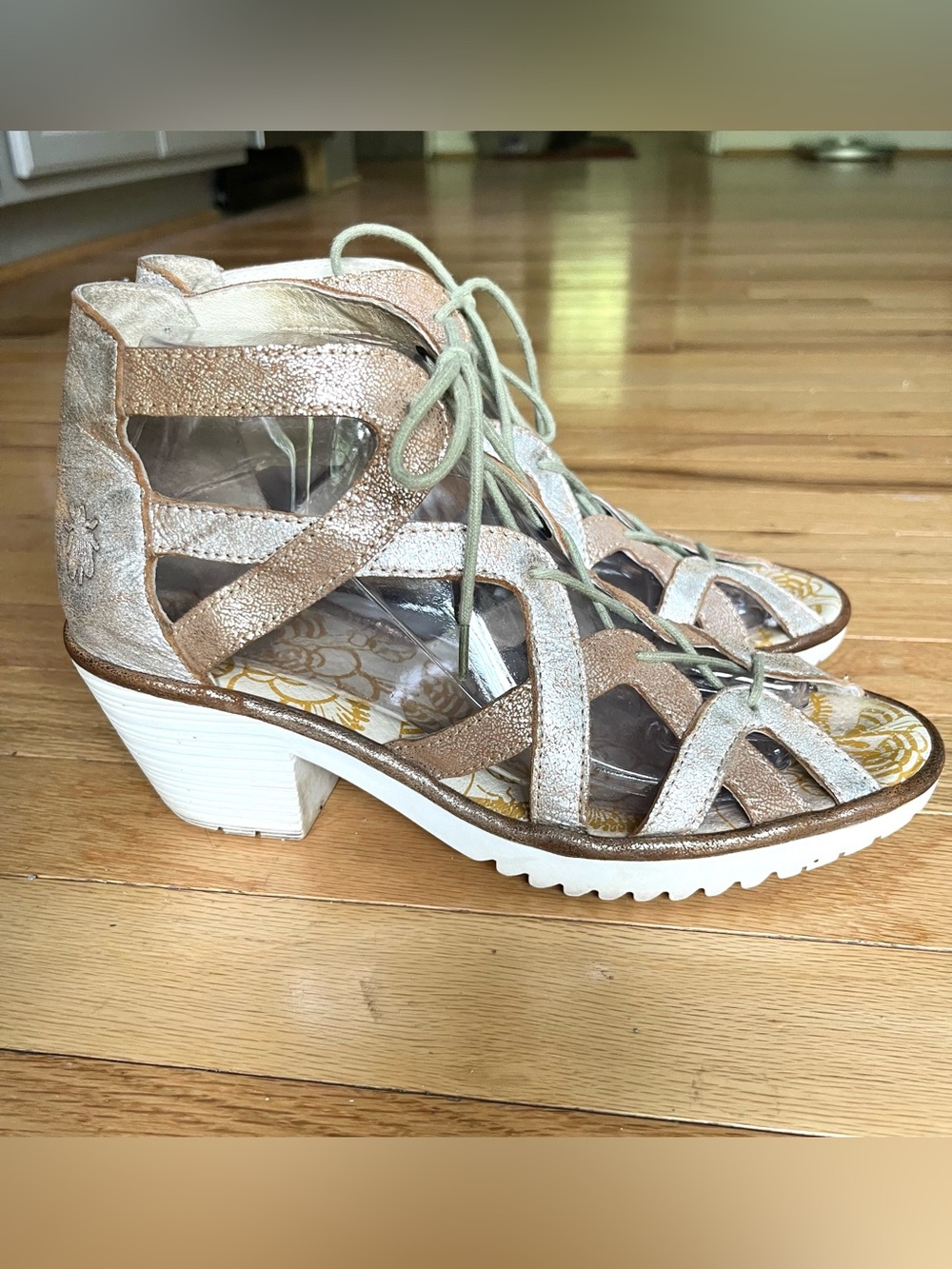 Fly London Want Pearl/Luna Cool Sandals Size 39